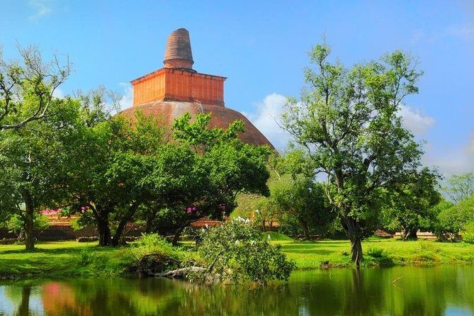 Tour Packages in Sri Lanka - Most Popular Round Tour - All in One Tour - Anuradhapura’s sacred ruins: where Buddhism took root