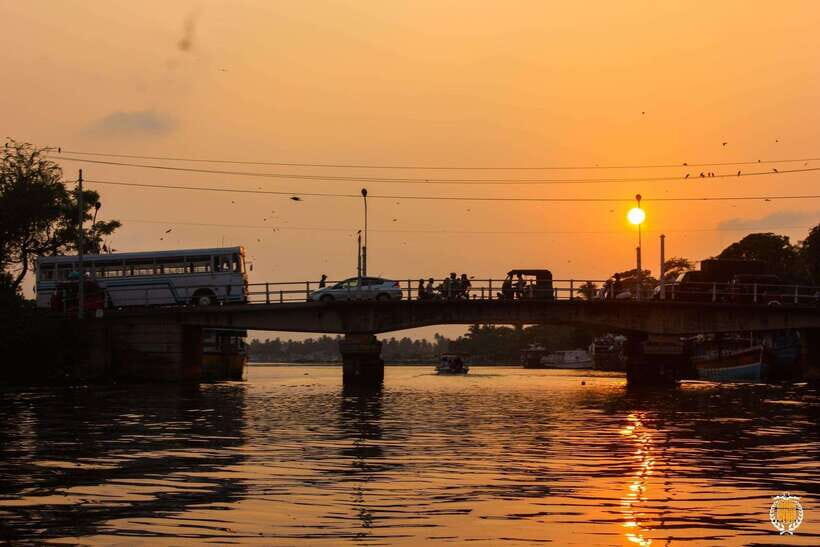 Trincomalee: Guided scooter City Tour - How scooter timing makes Trincomalee easier to understand
