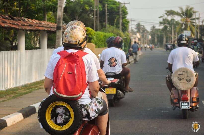 Trincomalee: Guided scooter City Tour - Meet Delon and Sheran: guides who handle first-timers well