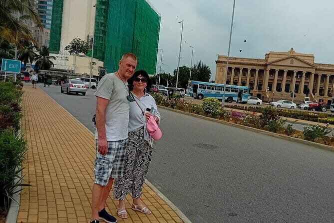 Tuk-Tuk City Tour Colombo SL - Old Parliament Building: a short look at colonial-era structure