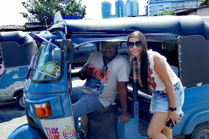 Tuk Tuk Private Safari Tour Exploring Sri Lanka's Capital Colombo - Galle Face Green, Lotus Tower, and quick photo strategy
