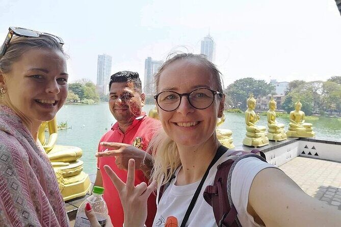 Tuk Tuk Private Tour Exploring Sri Lanka Capital of Colombo - Key highlights to expect