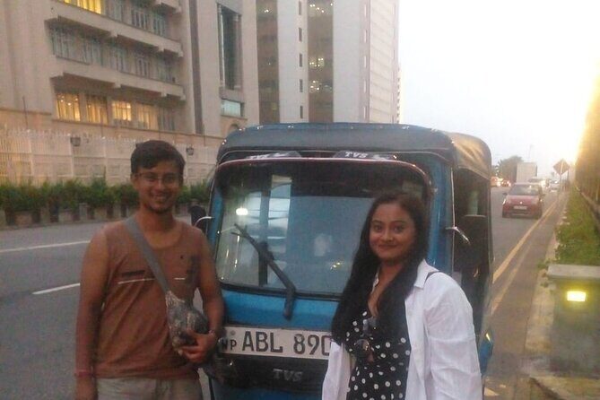 Tuk Tuk Private Tour Exploring Sri Lanka Capital of Colombo - Your half-day route: from Red Mosque to oceanfront views