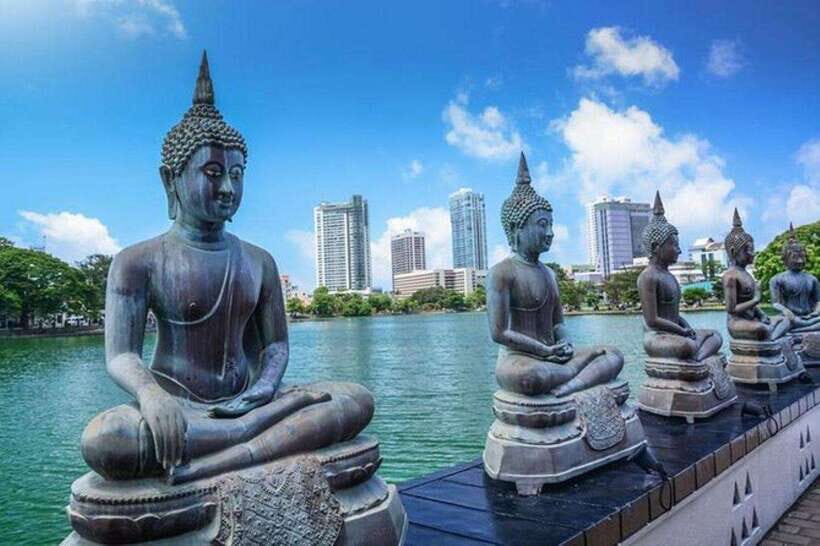 Tuk Tuk Tales of Colombo From Cruies - Lotus Tower, Red Mosque, and Old Parliament: quick hits with real context