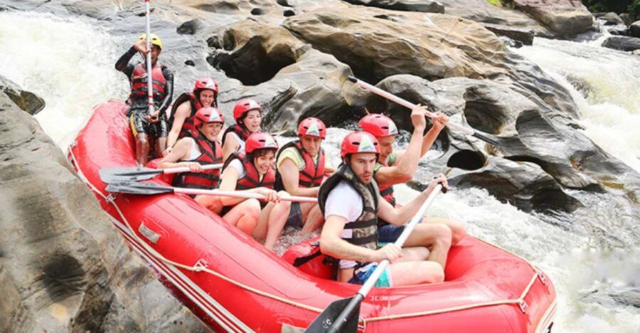 White Water Rafting in Kitulgala - The best part many people forget: you get time to float and reset